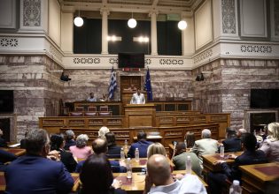 Διπλός στόχος στον σχεδιασμό του ΣΥΡΙΖΑ – Τι ετοιμάζει η Κουμουνδούρου