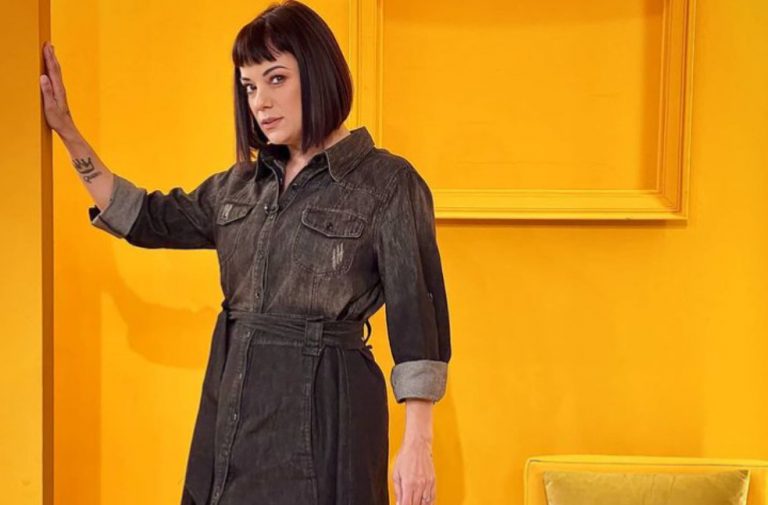 Κατερίνα Τσάβαλου: «Έφαγα τρελό bullying. Με έβλεπαν και μου έλεγαν…»