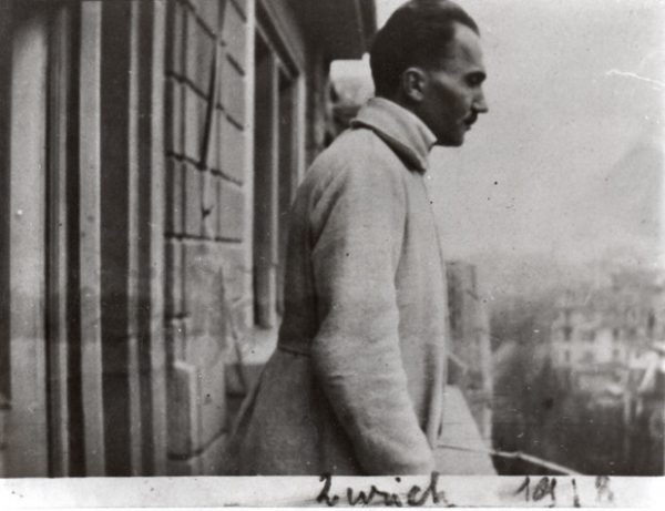 Νίκος Καζαντζάκης: Πουλί που κούρνιαζε πάνω από την άβυσσο