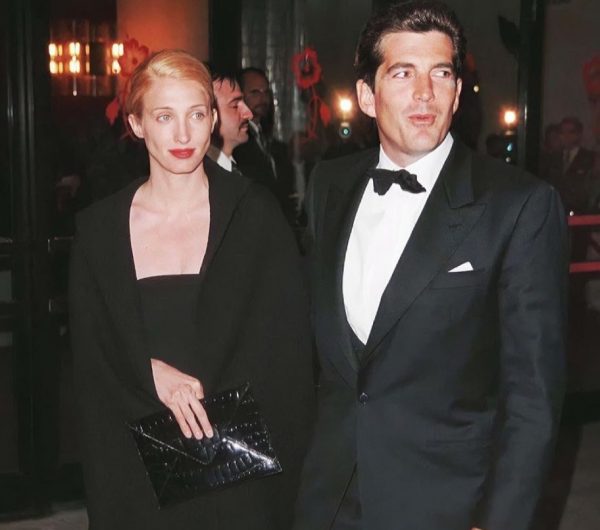 Ο χαμός της συγκλόνισε την Αμερική – 25 χρόνια μετά η μόδα εμπνέεται από εκείνη