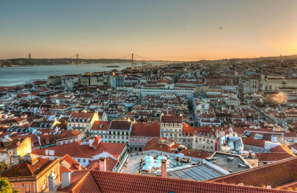Χρυσή βίζα: Η κατάργηση έφερε «βουτιά» στις πωλήσεις ακινήτων στην Πορτογαλία
