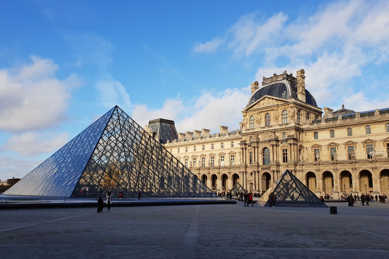 Παρίσι: Κλειστό εκτάκτως για σήμερα το μουσείο του Λούβρου για λόγους ασφαλείας