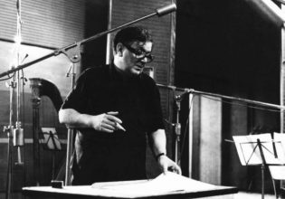 Μάνος Χατζιδάκις: Για τα απαγορευμένα και τα υπαγορευμένα