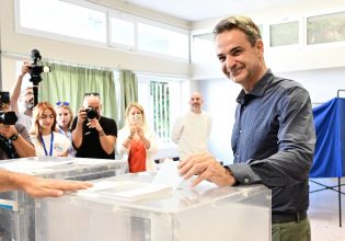 Συσπείρωση χωρίς ανοίγματα, η στρατηγική της ΝΔ για το β’ γύρο των εκλογών