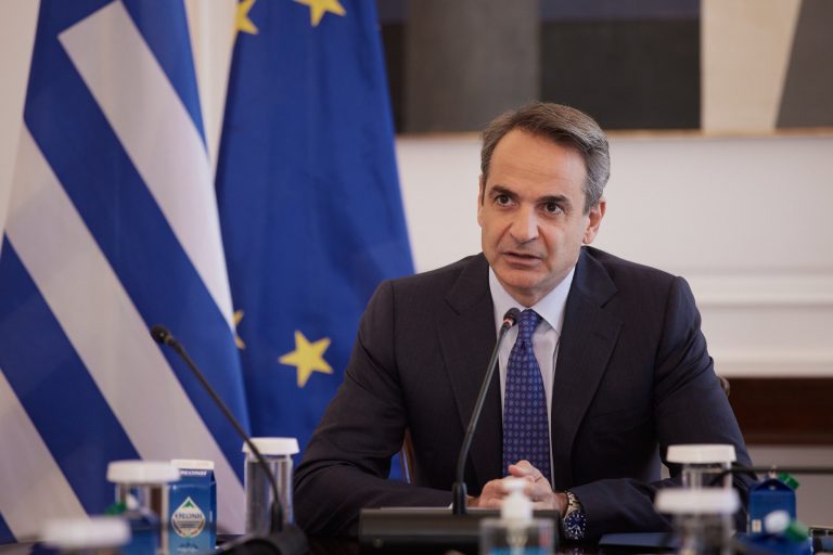 Κυριάκος Μητσοτάκης: «Θεσπίζεται κατώτατο τεκμαρτό εισόδημα για τους ελεύθερους επαγγελματίες»