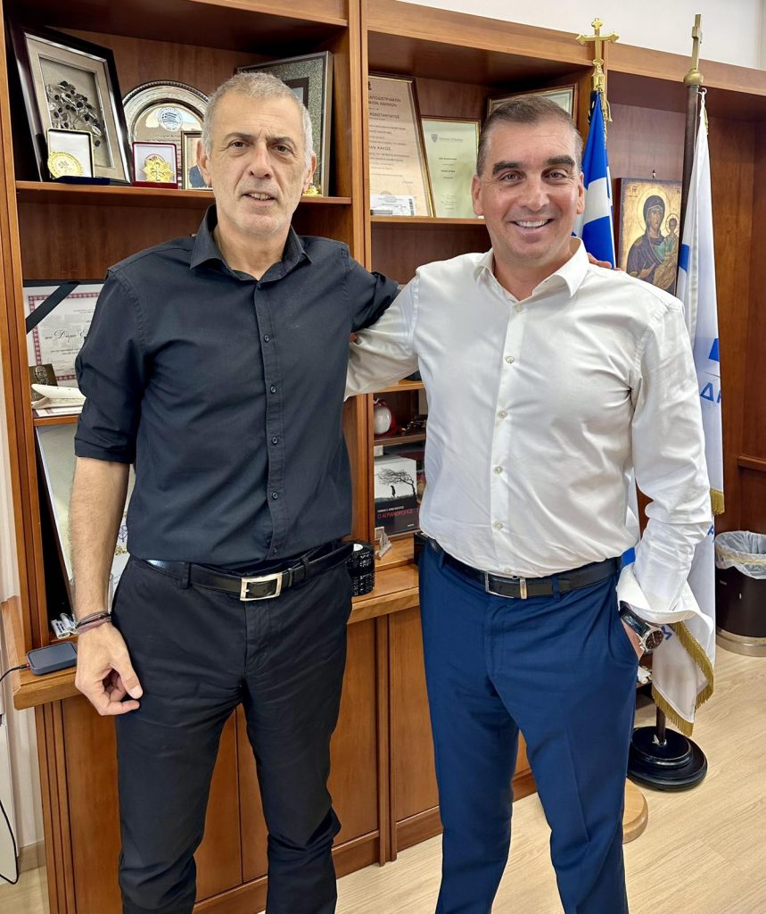 Συνάντηση Δημάρχου Πειραιά Γιάννη Μώραλη με τον Δήμαρχο Ελληνικού – Αργυρούπολης Γιάννη Κωνσταντάτο