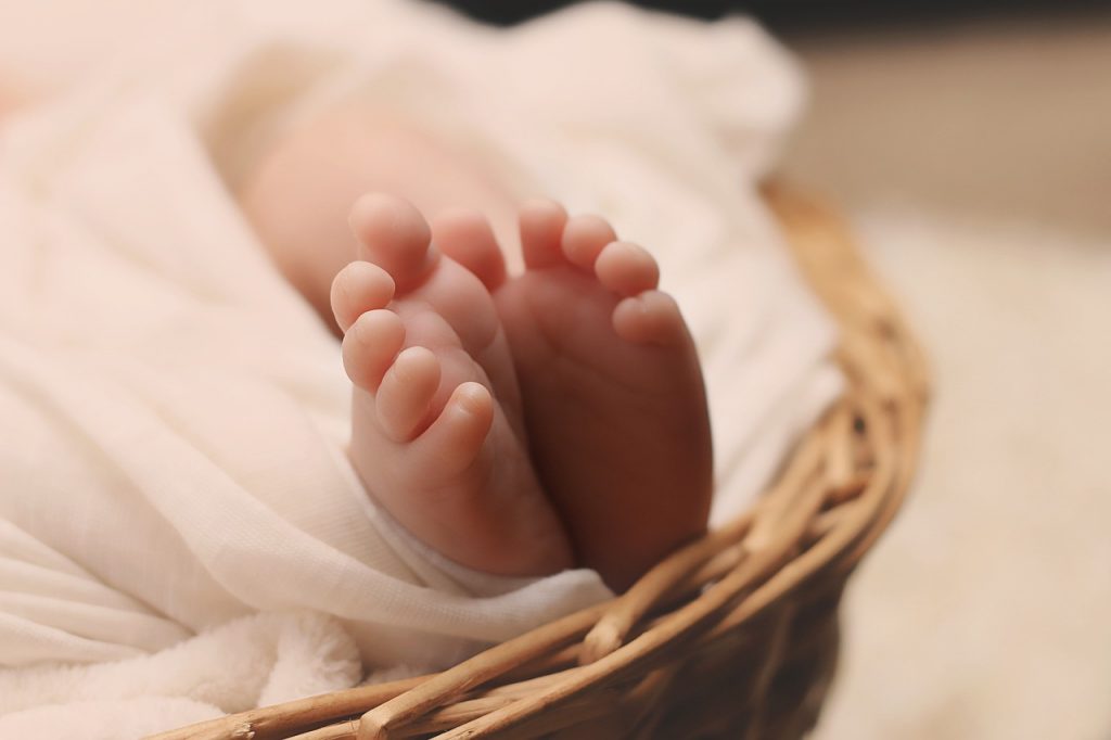 Οικογενειακή τραγωδία στην Κάτω Αχαΐα – Μυστήριο με θάνατο δύο μωρών σε διάστημα ενός έτους