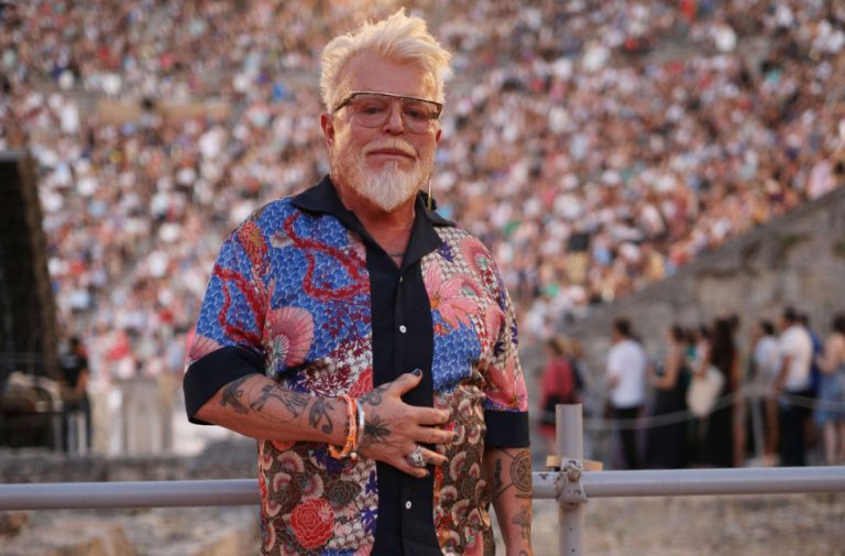 Νίκος Αποστολόπουλος: «Με θλίβει που ο Κασσελάκης δεν ήρθε να ράψει σε έμενα τα κοστούμια του»