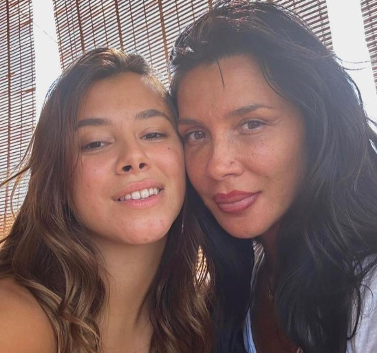 Πάολα: Η κόρη της Παολίνα πρωταγωνιστεί στο νέο της video clip