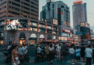 Διανύει η Κίνα το τέλος της ευημερίας της;