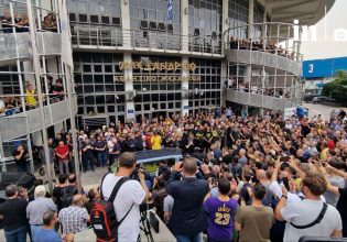 Γιάννης Ιωάννιδης: «Κόουτς ζωντανός, για πάντα Αρειανός» – Αποχαιρετούν στο Παλέ τον Γιάννη Ιωάννιδη