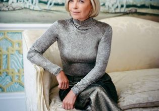 Mariella Frostrup: «Άνδρες, κάτω τα χέρια σας από τη γυναικεία εμμηνόπαυση»