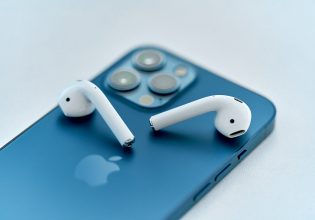Apple: Τα νέα AirPods Pro έρχονται με USB-C