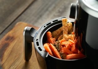 Airfryer: Πώς θα βρείτε το καλύτερο στη φετινή Black Friday