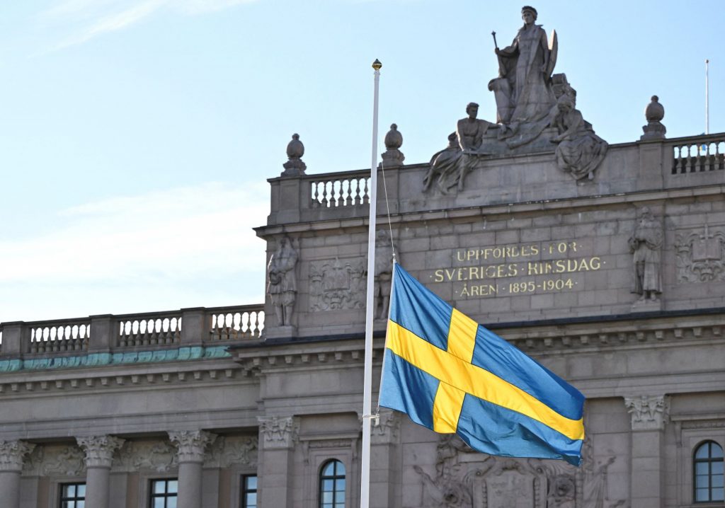 «Οι Σουηδοί πρέπει να είναι σε επαγρύπνηση» – Φόβοι για νέες επιθέσεις
