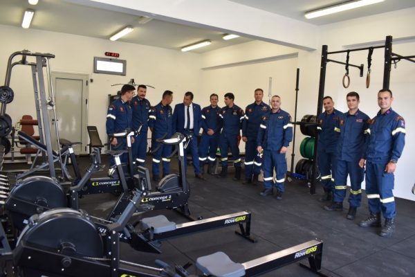 Δήμαρχος εξόπλισε το γυμναστήριο των ανδρών της ΕΜΑΚ