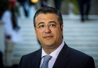 Αυτοδιοικητικές εκλογές: Άνετη επικράτηση Τζιτζικώστα με 60% στην Κεντρική Μακεδονία