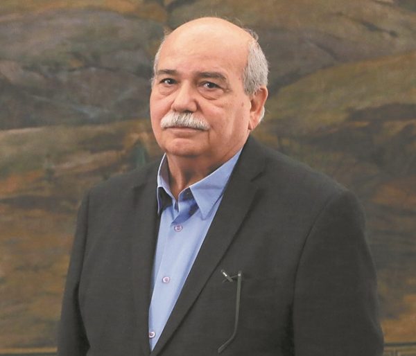 Βούτσης για Κασσελάκη: Ποτέ δεν υπήρξε αρχηγός της αξιωματικής αντιπολίτευσης που να μην είναι βουλευτής