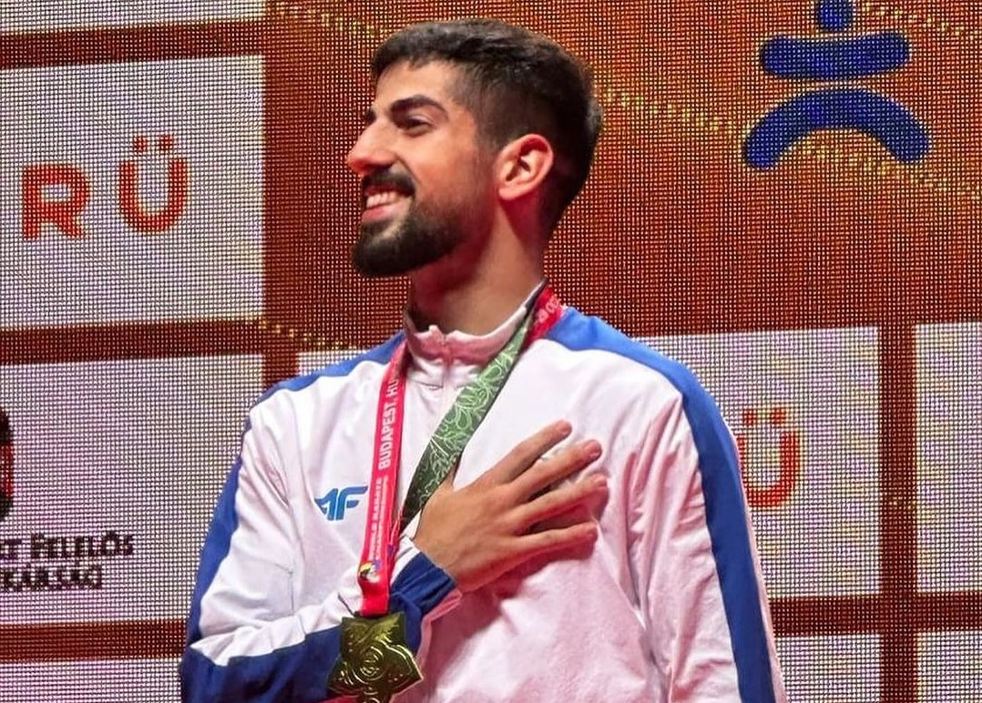 Παγκόσμιος πρωταθλητής στο Καράτε ο Στέφανος Ξένος: «Αφιερώνω το μετάλλιο στον αδελφό μου»