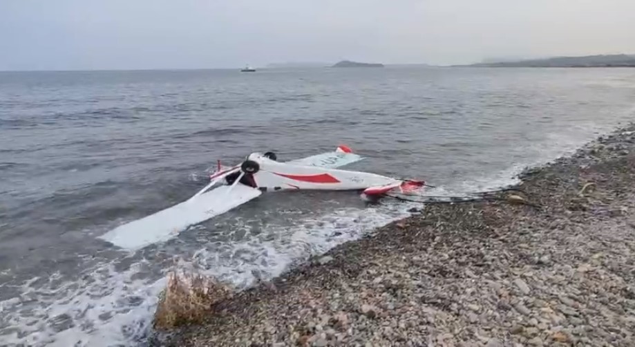 Χανιά: Ξεβράστηκε στην ακτή το μοιραίο αεροσκάφος που έπεσε στο Μάλεμε