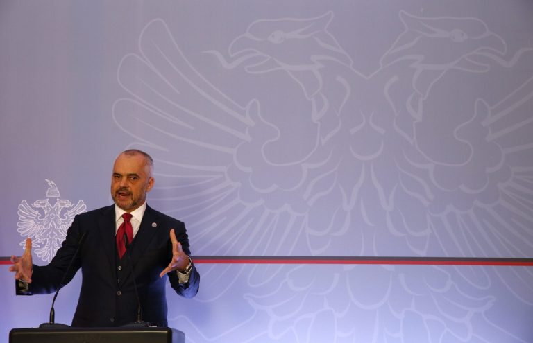 Αλβανικά ΜΜΕ: Η Αθήνα έχει σκληρύνει τη στάση για την ένταξη Αλβανίας στην ΕΕ στη «σκιά» της υπόθεσης Μπελέρη