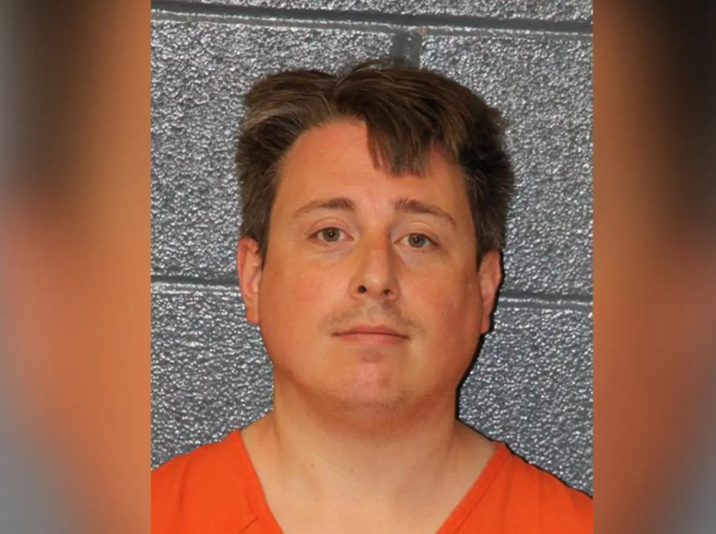 ΗΠΑ: Παιδοψυχίατρος παρήγαγε υλικό παιδικής πορνογραφίας μέσω τεχνητής νοημοσύνης