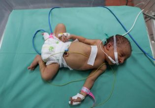 Κραυγή αγωνίας από τα νοσοκομεία στη Γάζα – Κίνδυνος για 130 πρόωρα μωρά στις θερμοκοιτίδες