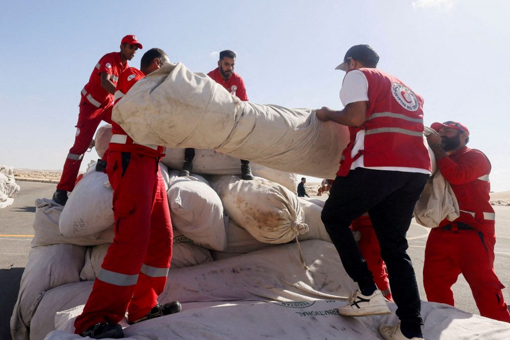 Γάζα: 25 τόνους ανθρωπιστική βοήθεια στέλνει η Ρωσία μέσω Αιγύπτου