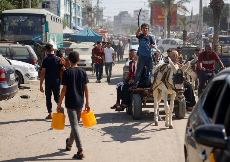Ισραήλ: Επιθέσεις του στρατού σε περιοχές «ασφαλείς» για τους αμάχους