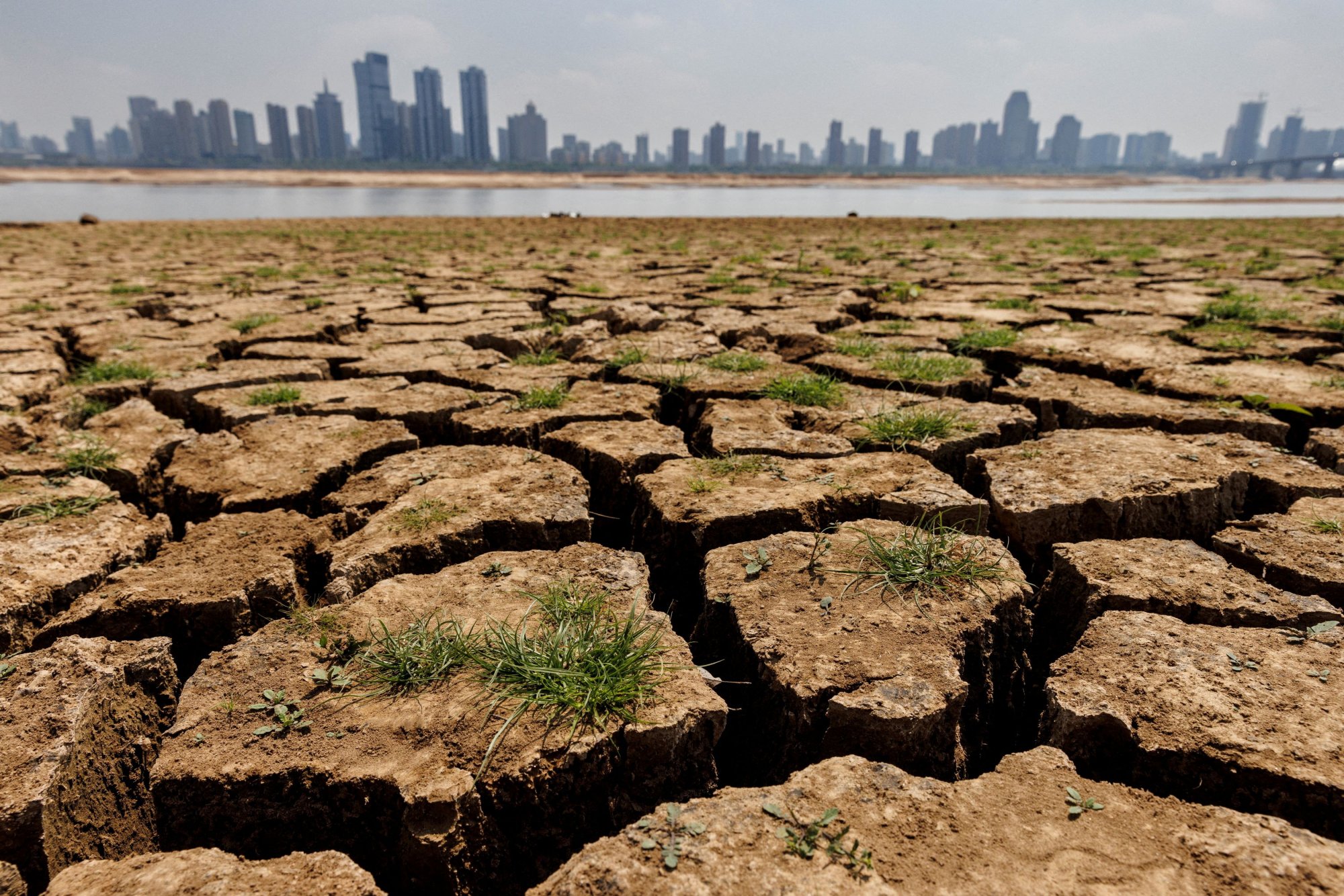 Ερημοποίηση: Αμμοθύελλες καταπίνουν ένα δισ. στρέμματα γης κάθε χρόνο