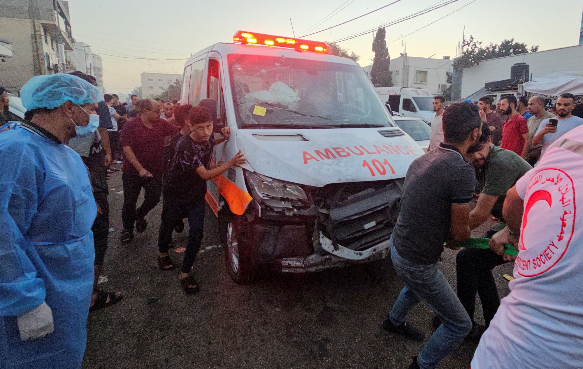 Πόλεμος Ισραήλ - Χαμάς: Οι ισραηλινές δυνάμεις βομβάρδισαν τρία νοσοκομεία στη Γάζα