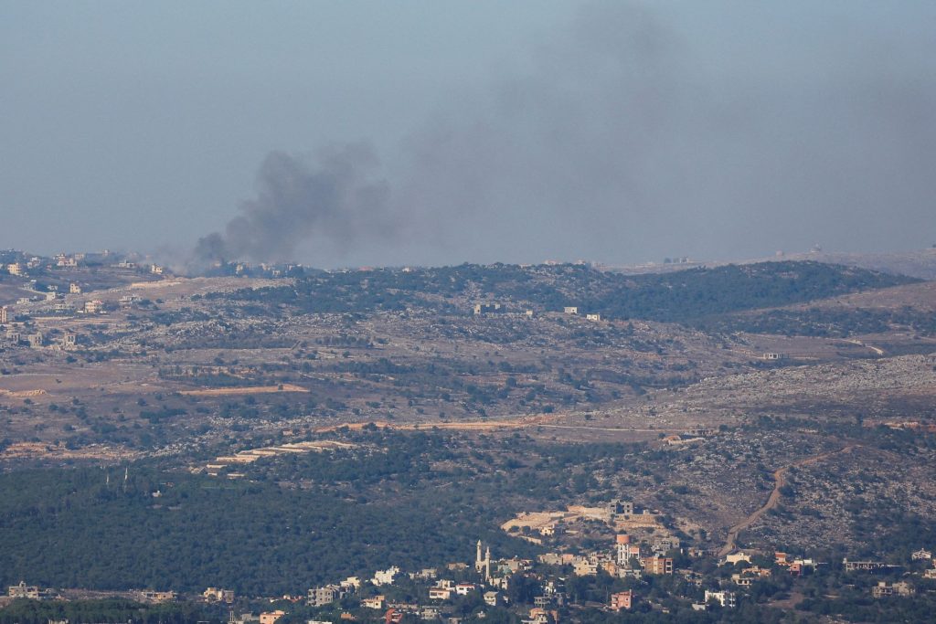 Λίβανος: 30 ρουκέτες εκτοξεύθηκαν προς το βόρειο Ισραήλ – Απάντηση με χτυπήματα σε εγκαταστάσεις της Χεζμπολάχ
