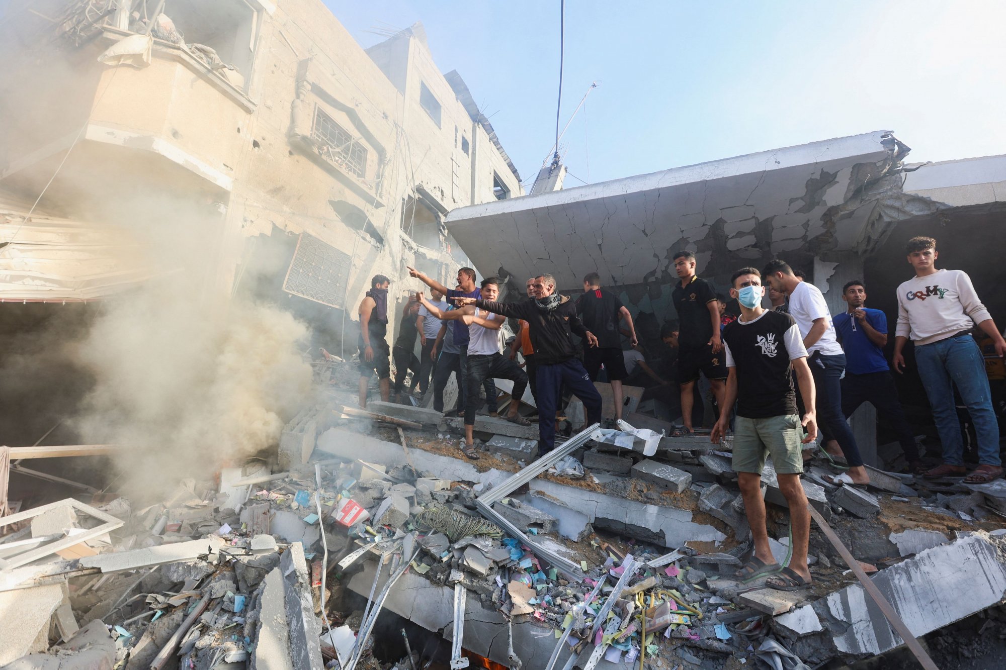 Γάζα: «Είδαμε τον θάνατο με τα μάτια μας» - Ανατριχιάζει η περιγραφή οικογένειας που θάφτηκε από χαλάσματα
