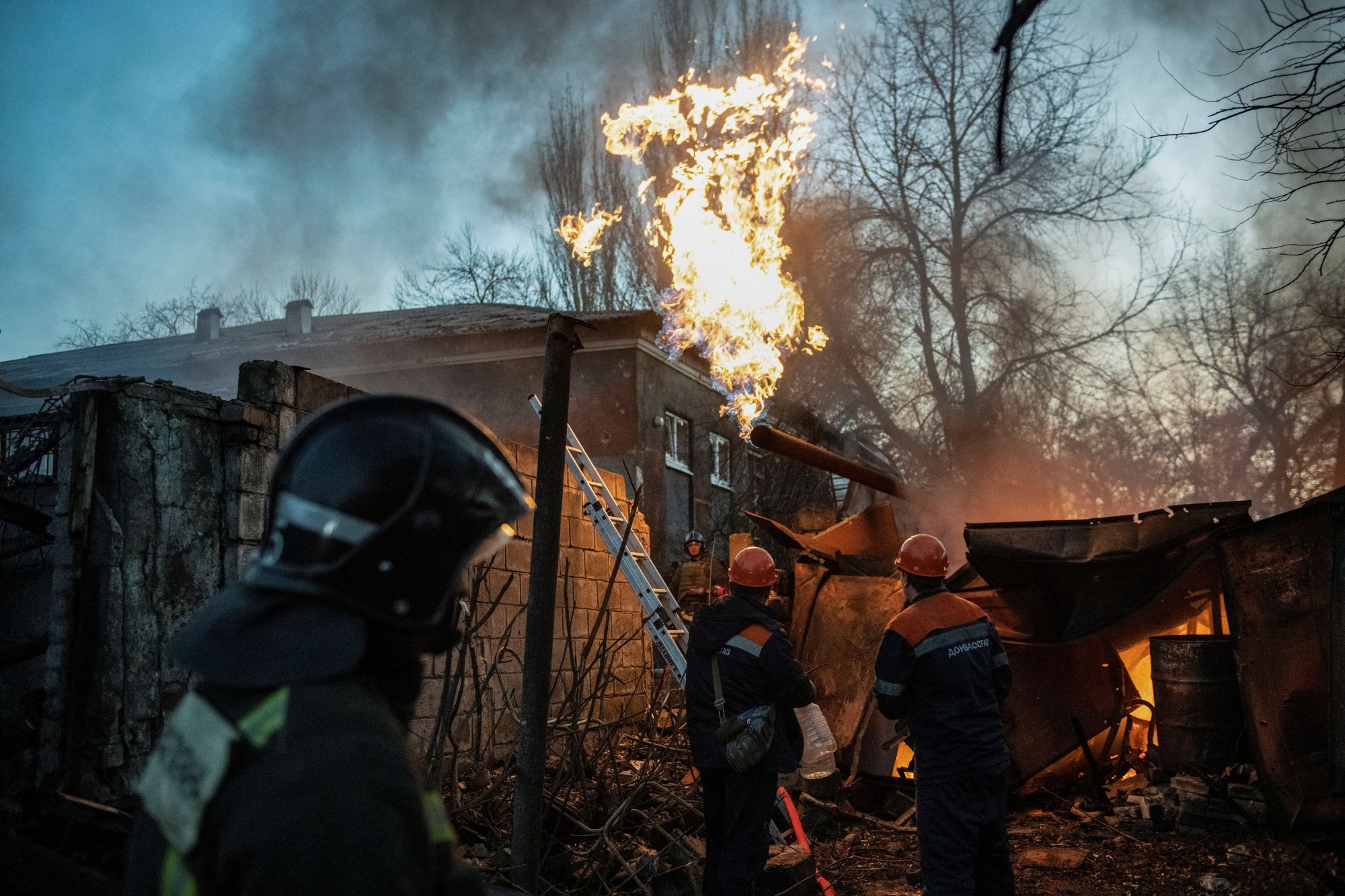 Ουκρανία: Έξι νεκροί από πυραυλική επίθεση στο Ντονέτσκ - Η στιγμή του χτυπήματος