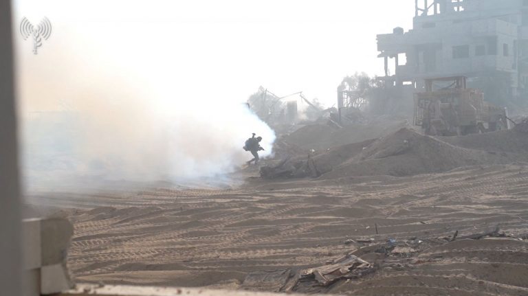 Πόλεμος στη Γάζα: Νεκρός από βομβαρδισμό εργαζόμενος των Γιατρών Χωρίς Σύνορα