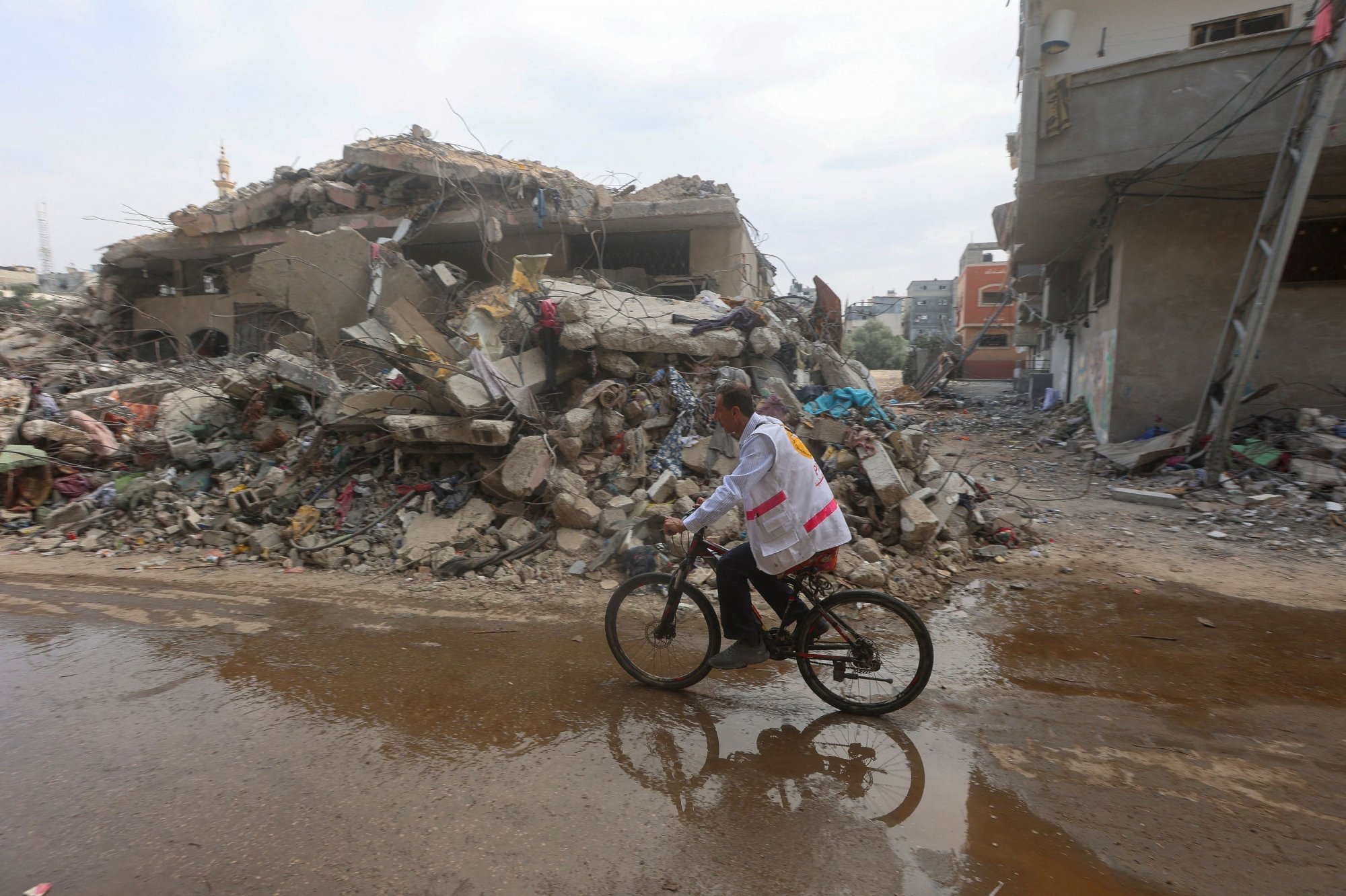 Πόλεμος Ισραήλ-Χαμάς: «Ανθρωπιστική διάσκεψη» για τη Γάζα διοργανώνεται σήμερα στο Παρίσι