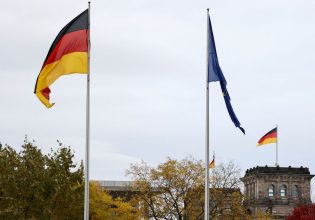 «Nein» στην πράσινη μετάβαση από τη Γερμανία – Στον αέρα επενδύσεις 770 δισ. ευρώ