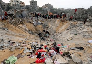 Γάζα: Άμεσες παύσεις των εχθροπραξιών και ανθρωπιστικούς διαδρόμους ζητά η ΕΕ