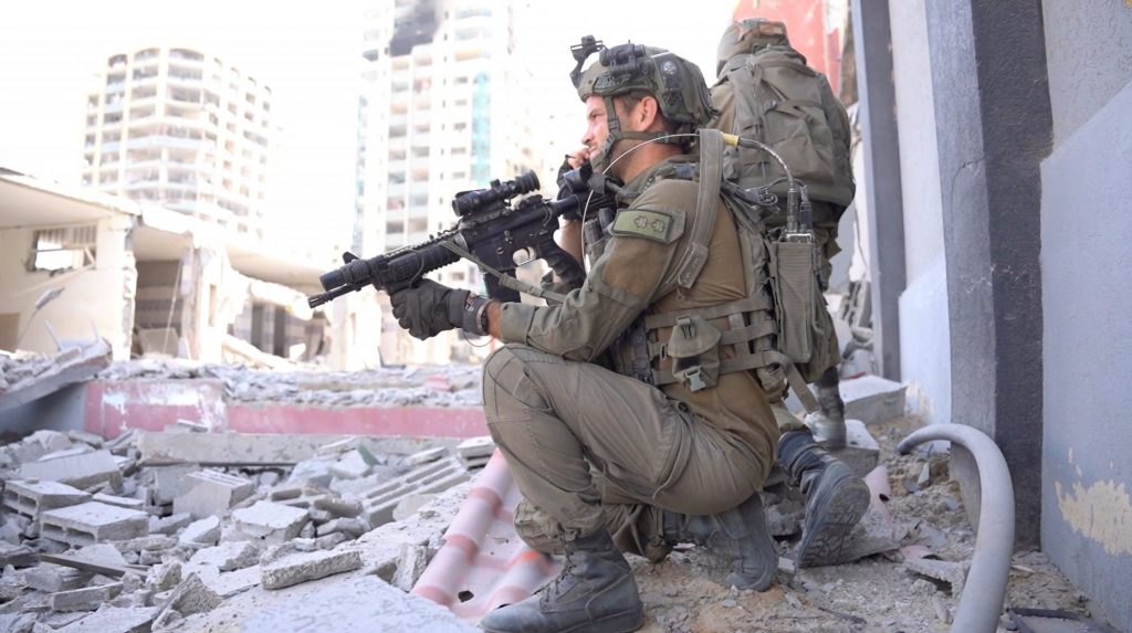 Πόλεμος στη Γάζα: «Ελέγχουμε κυβερνητικά κτίρια της Χαμάς», λένε οι IDF