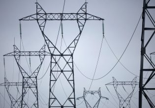 Έρχεται κι άλλο «ψαλίδι» σε έργα ΑΠΕ – Δεν υπάρχει χώρος στο ηλεκτρικό δίκτυο