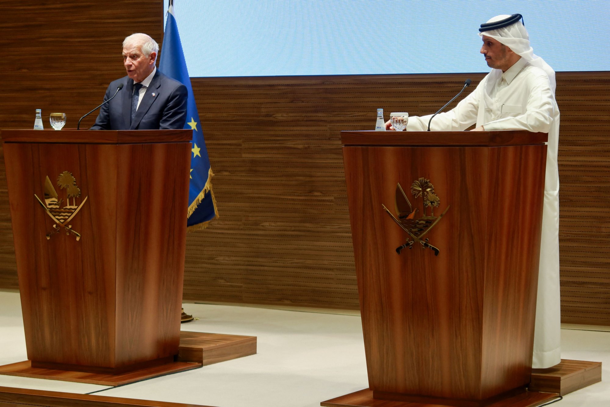 Πρωθυπουργός Κατάρ: Λεπτομέρειες απομένουν για την ανταλλαγή αιχμαλώτων