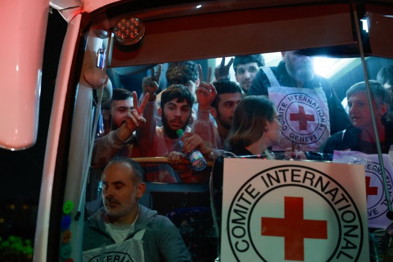 Παλαιστίνη: «Ρώτησε τον δεσμοφύλακα αν κηρύχθηκε ανακωχή και τον σκότωσαν στο ξύλο»