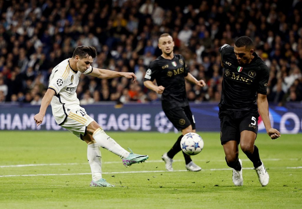 Χορταστικό πρώτο ημίχρονο στο Μπερναμπέου (2-1)