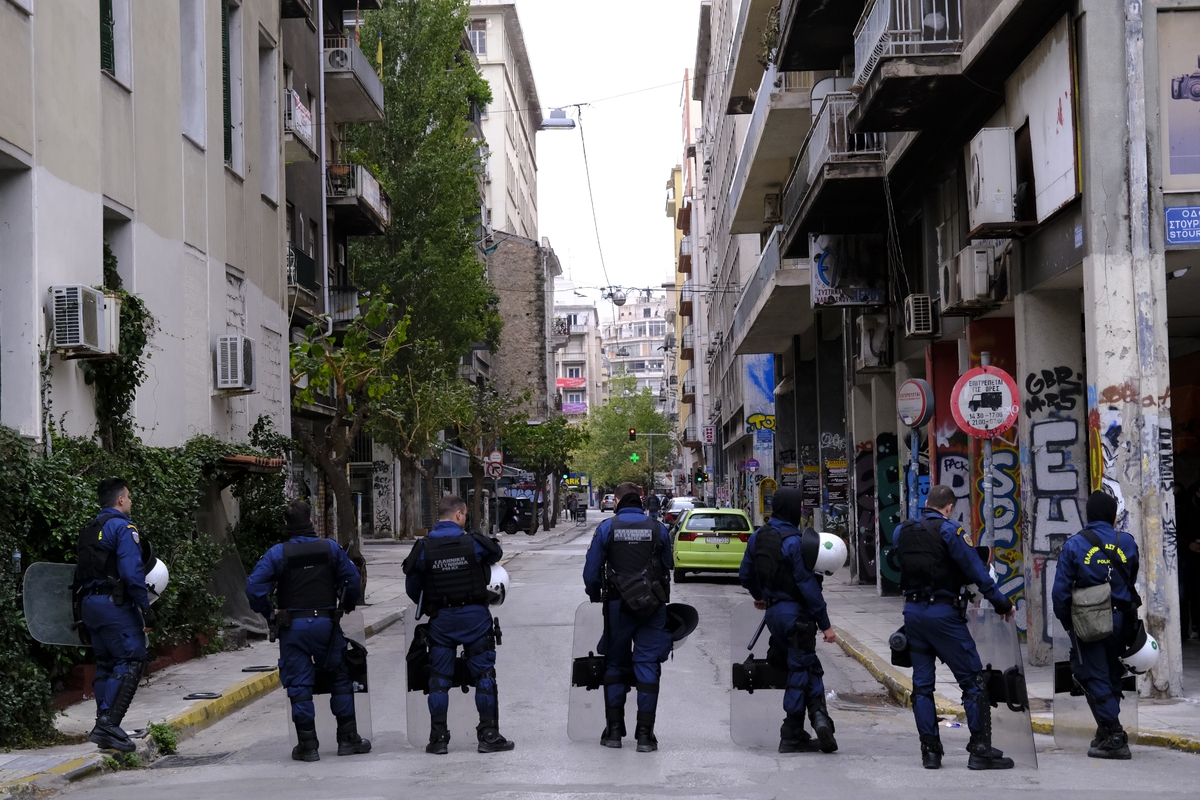 Πολυτεχνείο 2023: Απροσπέλαστο το κέντρο της Αθήνας σήμερα - Ισχυρά μέτρα ασφαλείας από την ΕΛ.ΑΣ.