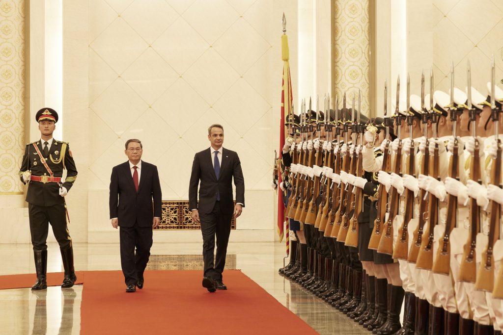 Κυριάκος Μητσοτάκης: Η συνάντηση του πρωθυπουργού με τον Κινέζο ομόλογο του