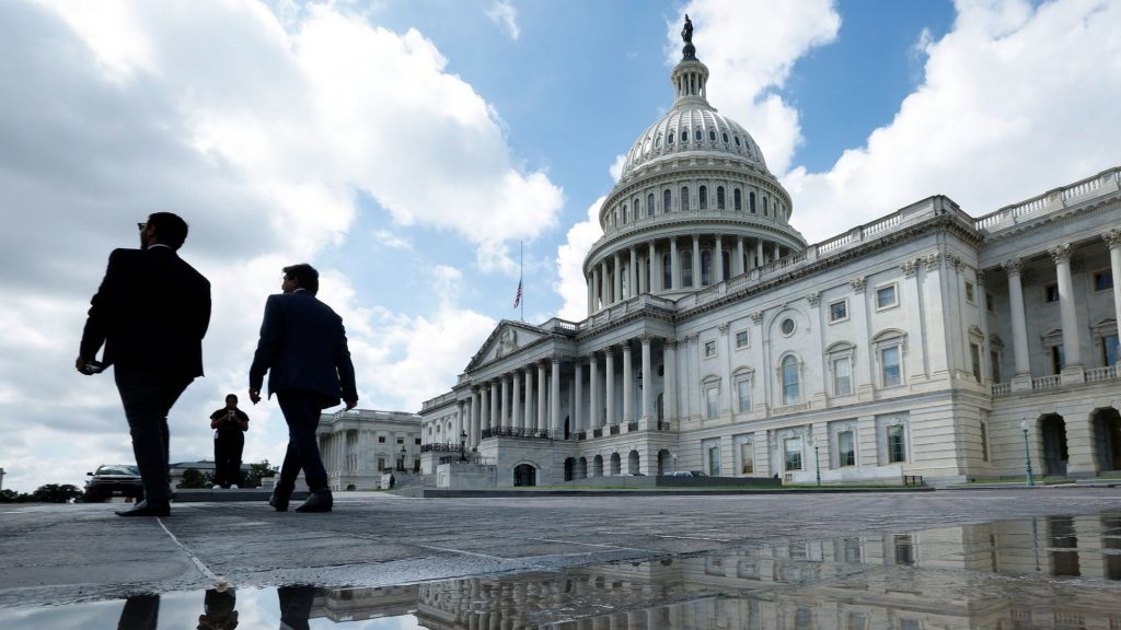 ΗΠΑ: Ασυνήθιστο σχέδιο για αποφυγή του «shutdown» προτείνουν οι Ρεπουμπλικάνοι
