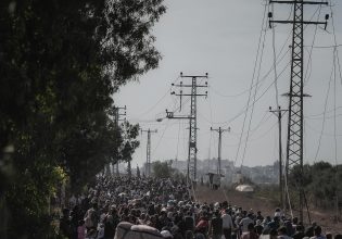 Live: Οι πρώτοι νεκροί από διακοπή ρεύματος στο Αλ-Σίφα – Πτώση αμερικανικού αεροσκάφους στην Ανατ. Μεσόγειο