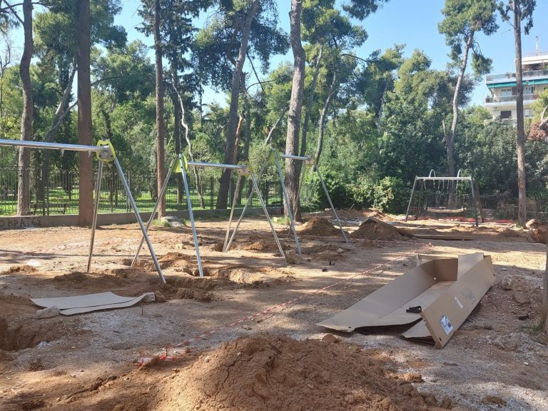 Ανακατασκευάζονται 29.000 τ.μ. πεζοδρομίων και 58.000 τ.μ. κοινόχρηστων χώρων στο Δήμο Ζωγράφου