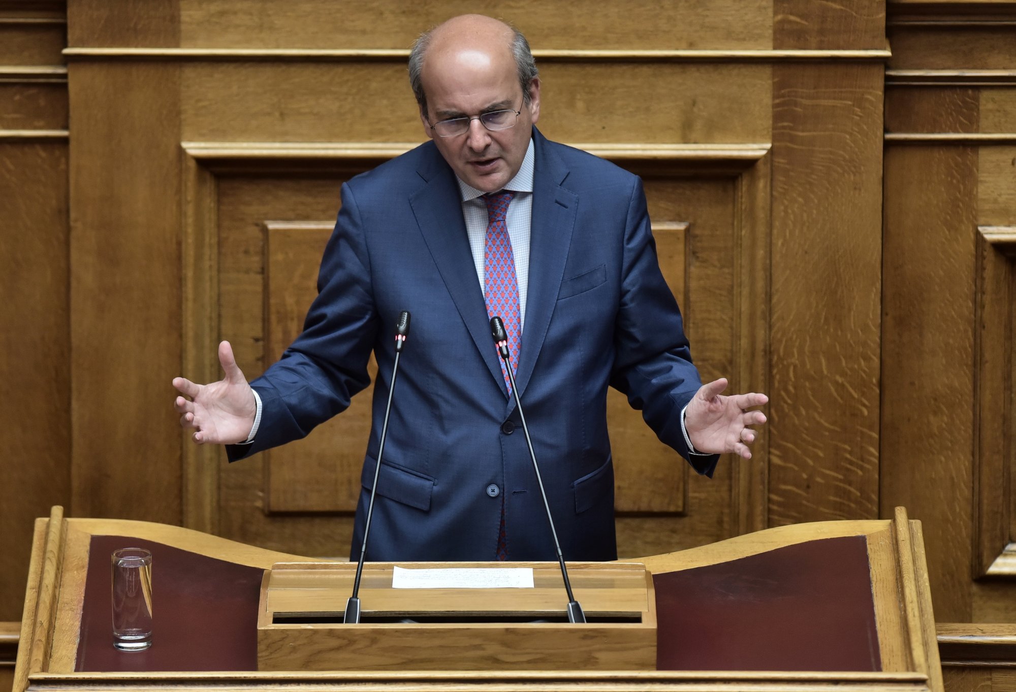Σουρεαλισμός η πρόταση προανακριτικής του ΣΥΡΙΖΑ για μένα, λέει ο Χατζηδάκης