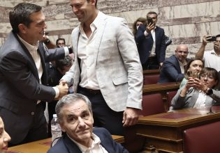 Τις ζυγές μέρες ο Κασσελάκης αναγνωρίζει το έργο της κυβέρνησης ΣΥΡΙΖΑ